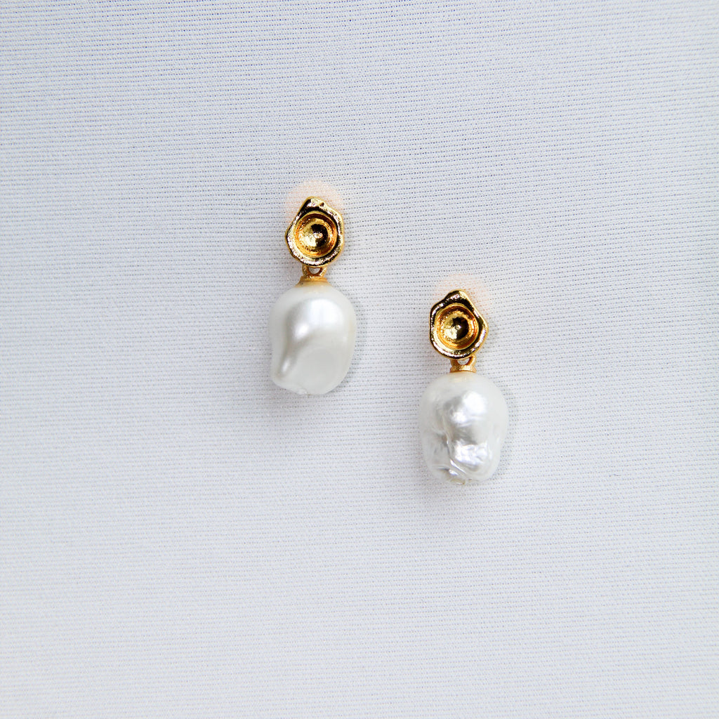 PIA, ARETES DESMONTABLES, CON PIEDRAS NATURALES Y BAÑO DE ORO