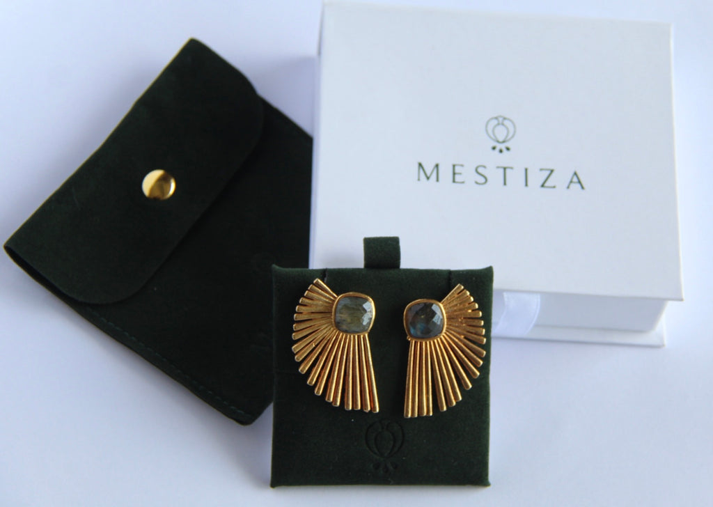 STELLA, aretes con piedras naturales