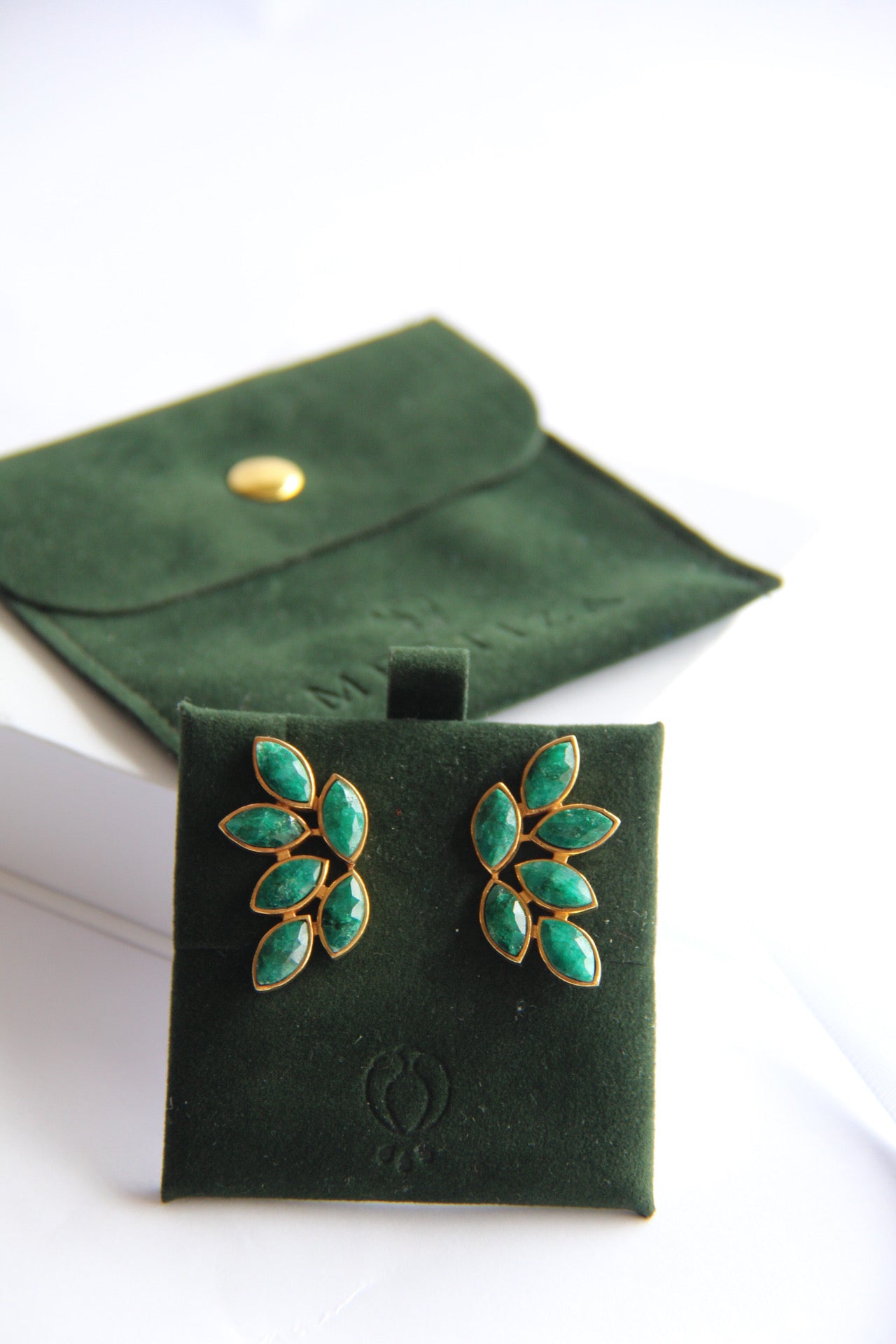 SOFIA, aretes con piedras naturales