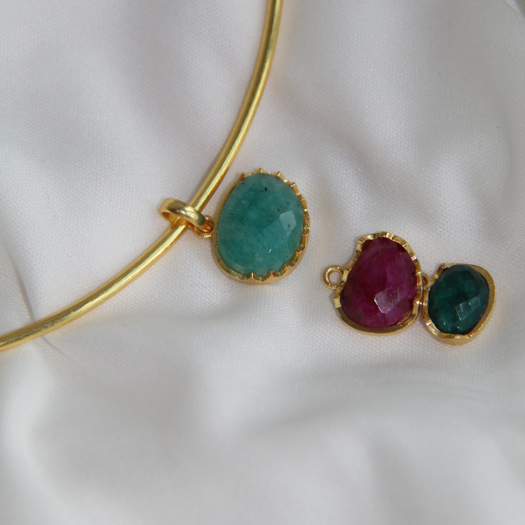 COLLAR LARISSA, desmontable con piedras naturales.