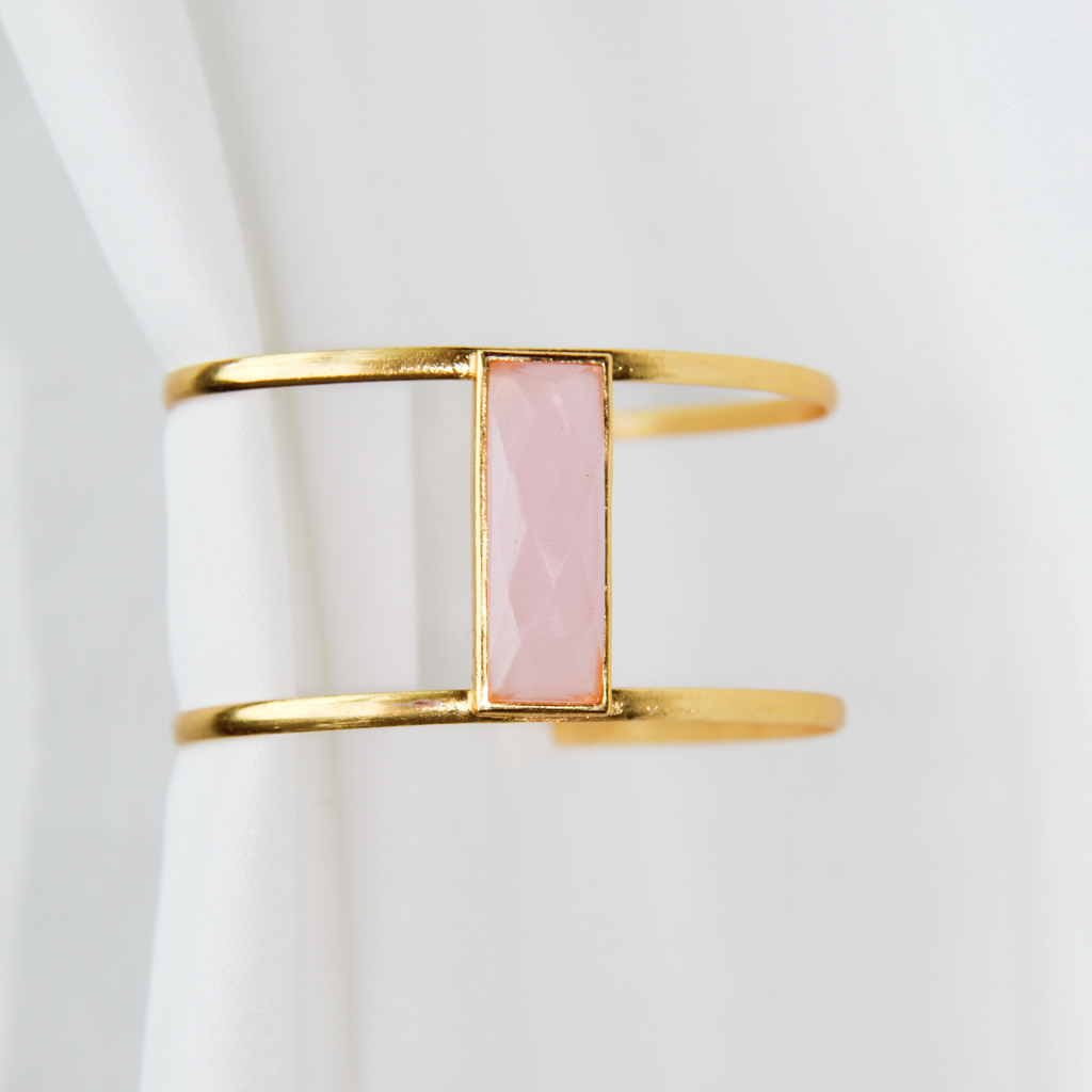 IVONNE, BRAZALETE CON PIEDRAS NATURALES Y BAÑO DE ORO