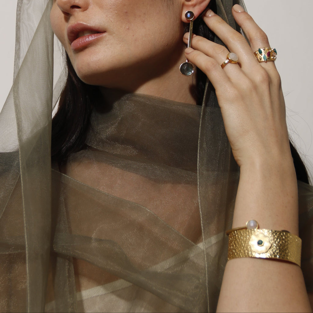 PADMA, BRAZALETE CON PIEDRAS NATURALES Y BAÑO DE ORO