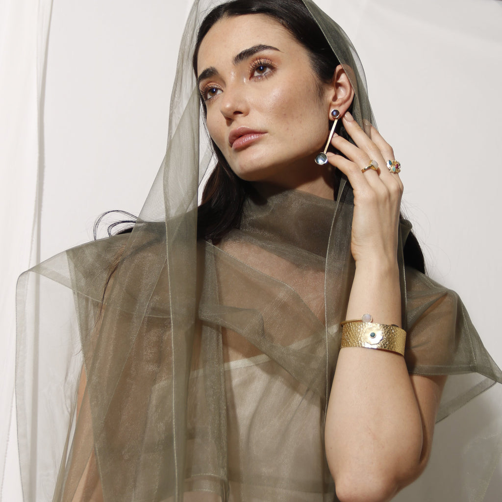 PADMA, BRAZALETE CON PIEDRAS NATURALES Y BAÑO DE ORO