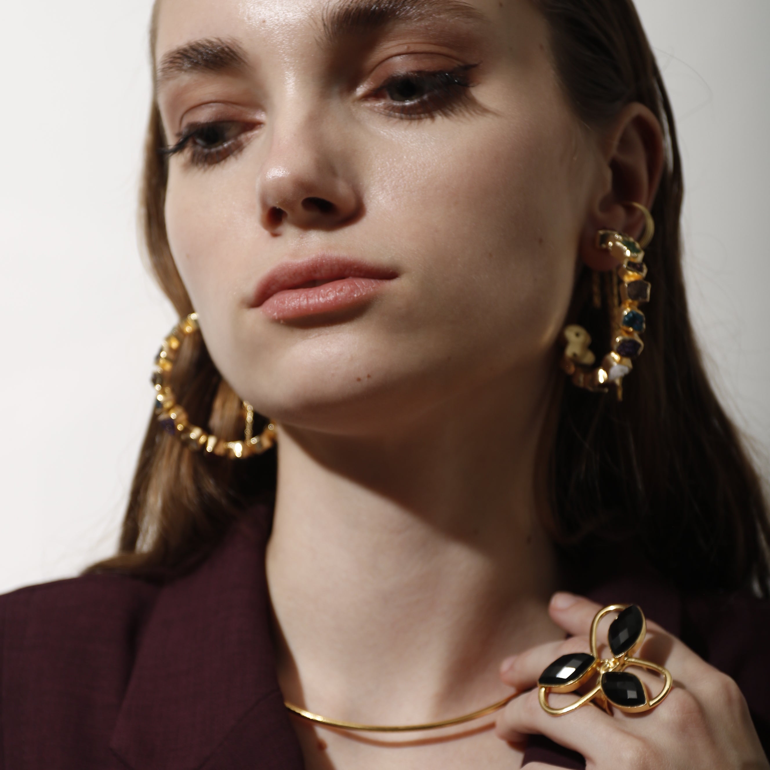 MAXI AURATA, ARRACADAS CON PIEDRAS DRUZA DE CUARZO Y BAÑO DE ORO