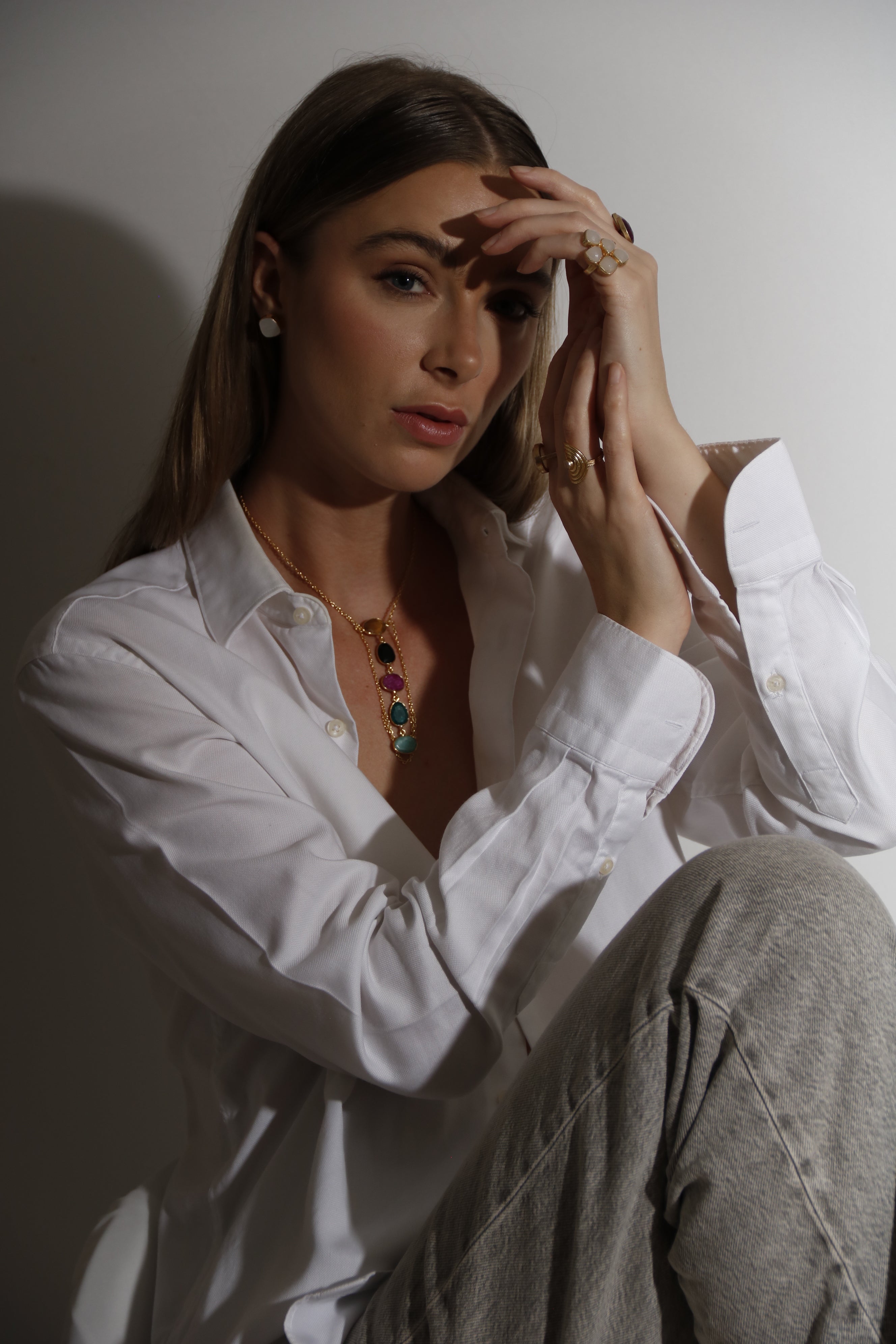 ANABELLA, COLLAR CON PIEDRAS NATURALES