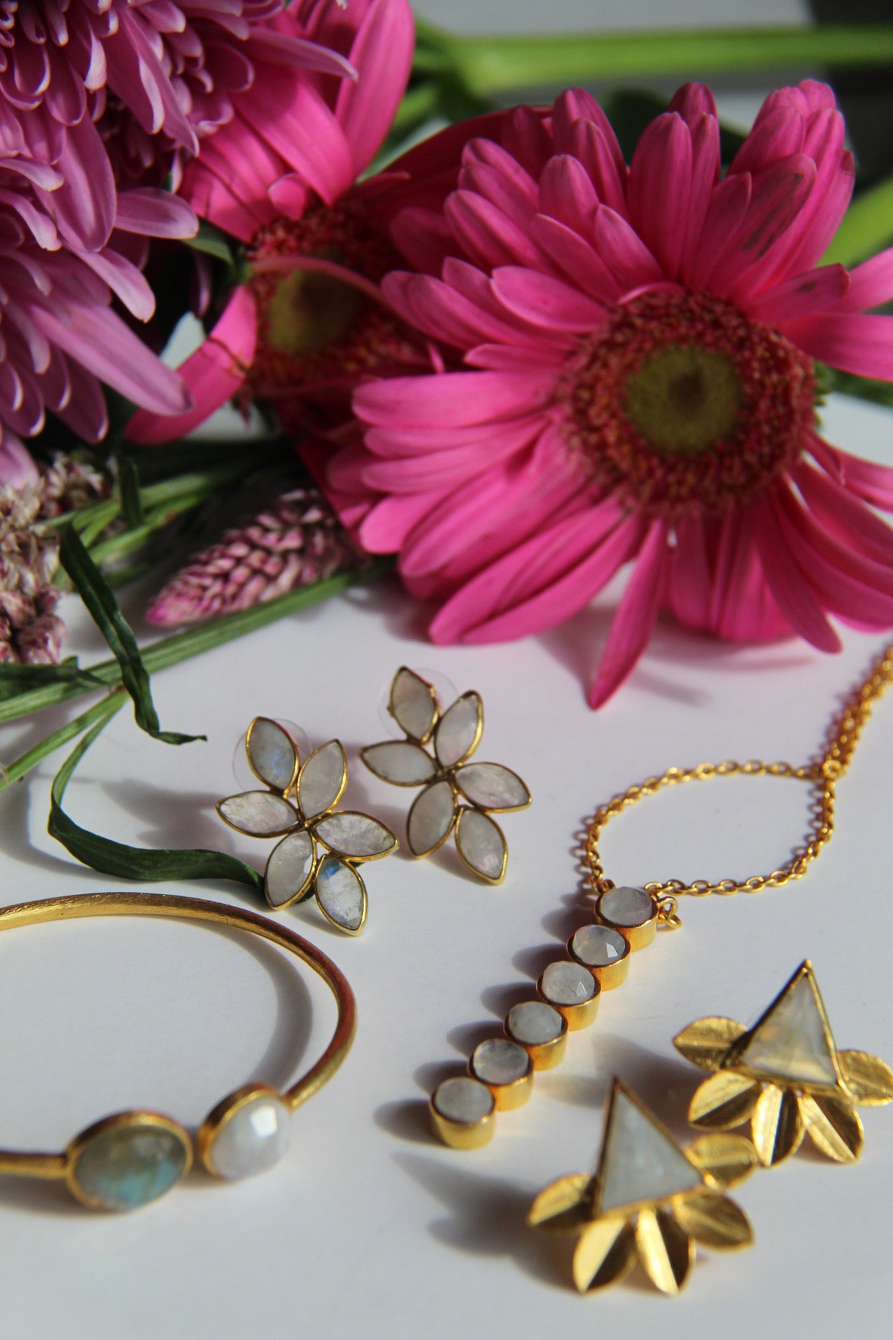 ELLE, COLLAR CON 6 PIEDRAS NATURALES